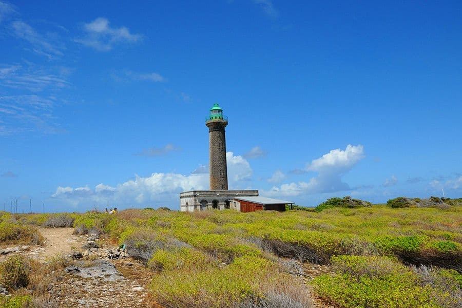 Le lagon vert émeraude de Petite-Terre, en Guadeloupe