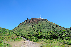 Vue sur le asoufrièe pendant l'excursion en 4x4