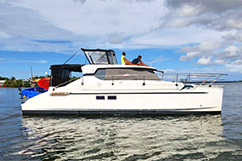 Catamaran excursion ilet caret