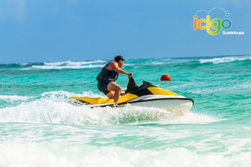 Saut de vague en jet ski