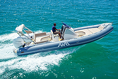Location bateau à moteur Gosier