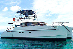 Catamaran moteur - Ilet Caret