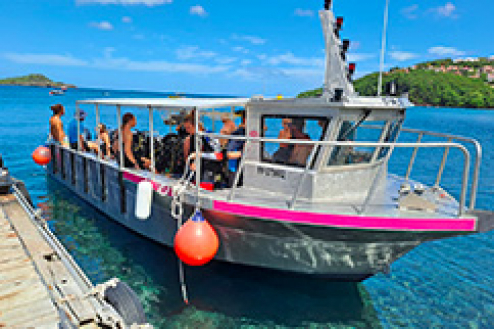 Cliquez pour prévisualiser l'image Bateau centre de plongée